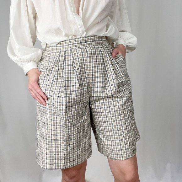 Vintage High Rise Plaid Woven Knit Pleated Relaxed Fit Straight Leg Long Shorts - Picture 7 of 7